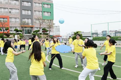 여흥초등학교 어린이날 기념행사 개최