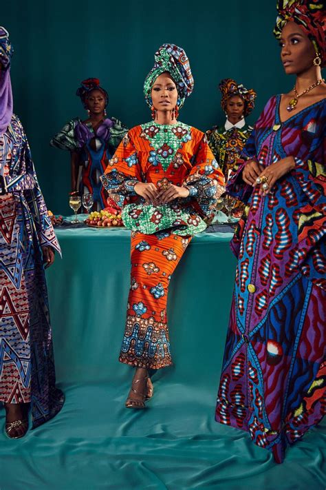 Équilibre volumétrique Lookbook de la mode africaine style africain