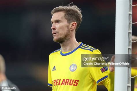 Alex Hleb Photos And Premium High Res Pictures Getty Images