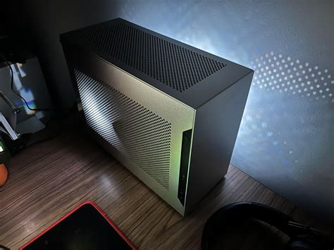 Dan Case A4 H2o Build Coming From Nr200p Rsffpc