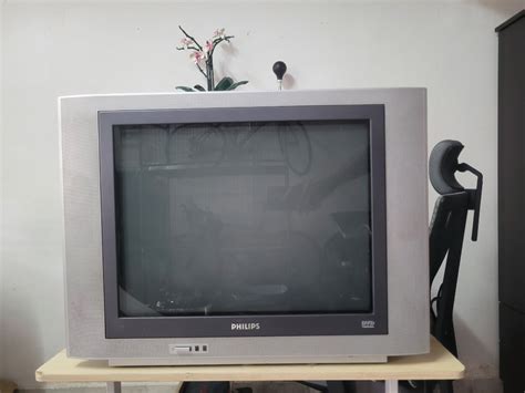 Philips 21 Inch Crt Tv Tv And Home Appliances Tv And Entertainment Tv On