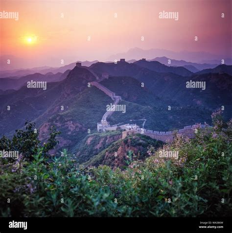 Jinshanling Great Wall sunrise Stock Photo - Alamy