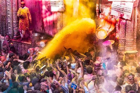 Holi Festival in India - travel and photography tips - ShootPlanet