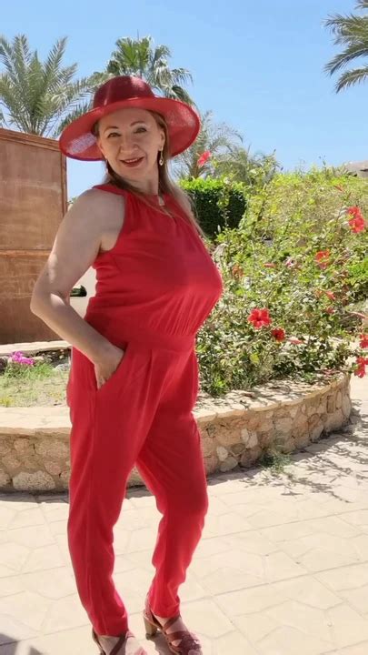 Lady In Red Red Hat Granny Amateur Amateur Porn Feat MariaOld By FapHouse XHamster