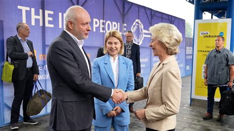 Von Der Leyen Llega A Kiev Para Reunirse Con Zelenski YouTube