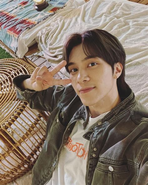 SM NCT On Twitter OFFICIAL TRANS 230301 HENDERY S Weibo