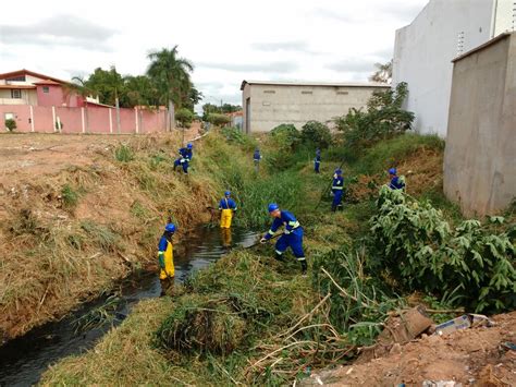 Prefeitura Inicia Limpeza Dos Riachos EntreLinhas