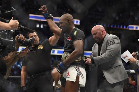 Monster Energys Jon ‘bones Jones Regains Light Heavyweight Title With