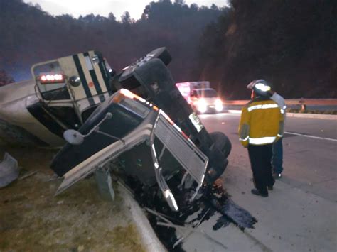 Tr Iler Vuelca En La Ruta Interamericana