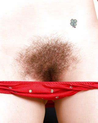 Horny Secretary On High Heels Stripping And Toying Her Bush In The Office Porn Pictures XXX