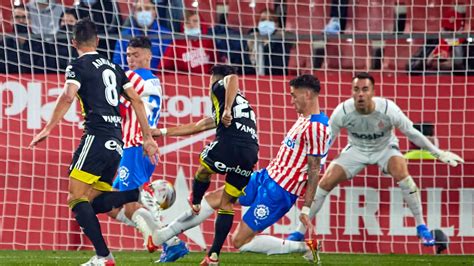 Cr Nica El Real Zaragoza Encadena Ante El Girona El Octavo Empate