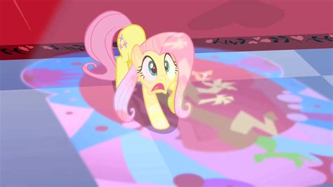 Image - Fluttershy scared S2E01.png | My Little Pony Friendship is Magic Wiki | Fandom powered ...