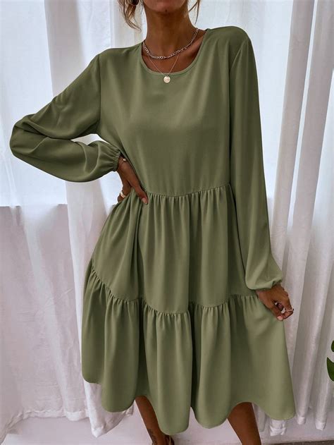 Blouson Sleeve Keyhole Back Smock Dress