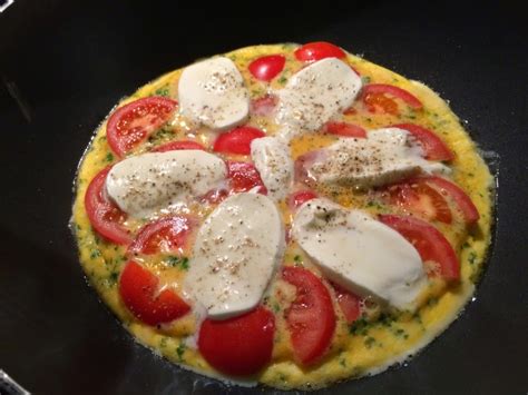 Tomaten Mozzarella Omelett LuboBase