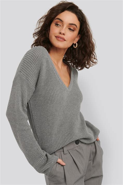 Deep Front V Neck Knitted Sweater Grey Na Kd