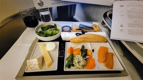 Air France Business Class Review - Paris to Mauritius (Boeing 777-200) — Hyder Sea Travels