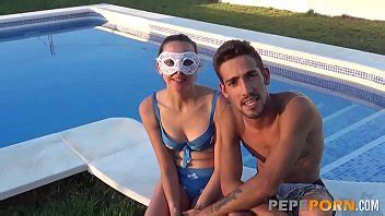 She Wasn T Expecting That Size Of A Dick XVIDEOS