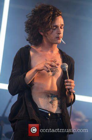 Pin By Bingbang On The 1975 Matthew Healy The 1975 Matthew Healy