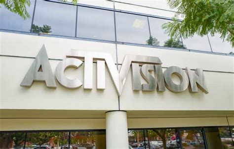 Activision Blizzard ถูกกล่าวหาว่าสั่งระงับการขึ้นเงินเดือนพนักงานที่ออก