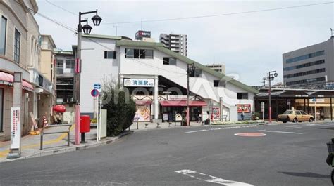 清瀬駅と南口駅前の風景（東京都清瀬市） No 23836007｜写真素材なら「写真ac」無料（フリー）ダウンロードok