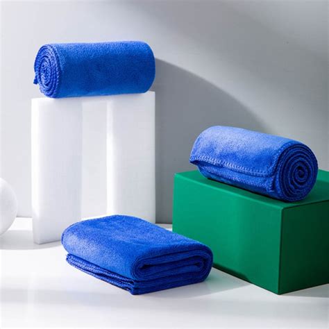 LNGOOR Extra Large Plush Pocketed Microfiber Drying Towel 3 Pack Car