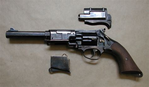 File:Firefly Gun 7.JPG - Internet Movie Firearms Database - Guns in ...