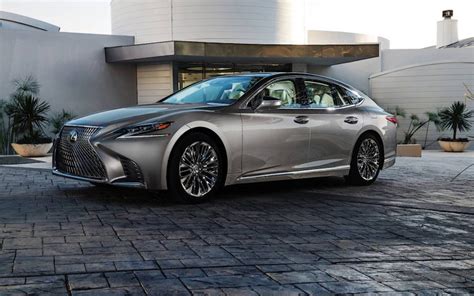 Lexus anuncia su llegada a México