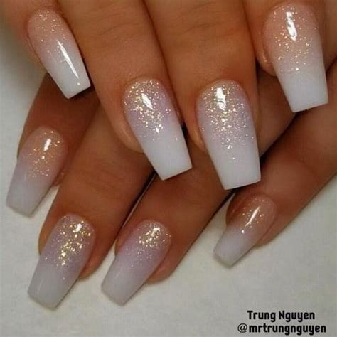 Try Gorgeous White Ombre Nail Art Designs Pretty 4