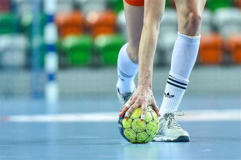 20 melhores pontas esquerdas brasileiras da história do handebol