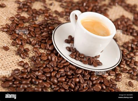 Espresso Rostung Hi Res Stock Photography And Images Alamy