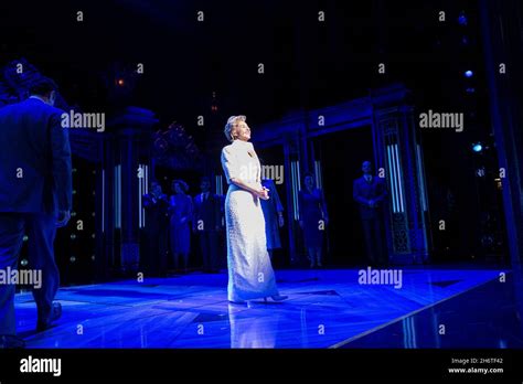 New York NY November 17 2021 Jeanna De Waal As Diana On Stage