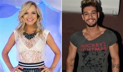 R Dio Interativa Fm Cabeceiras Go Famosos Apresentadora Do Sbt