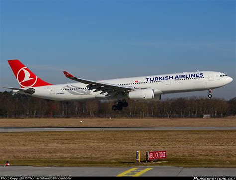 Tc Jni Turkish Airlines Airbus A Photo By Thomas Schmidt