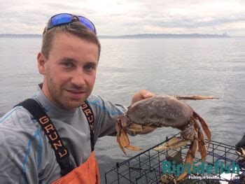 The Ultimate Puget Sound Dungeness Crabbing Guide