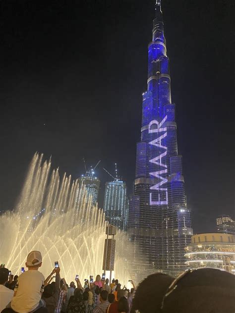 Dubai Aesthetic Night Aesthetic Diy Water Fountain Beautiful Bouquet