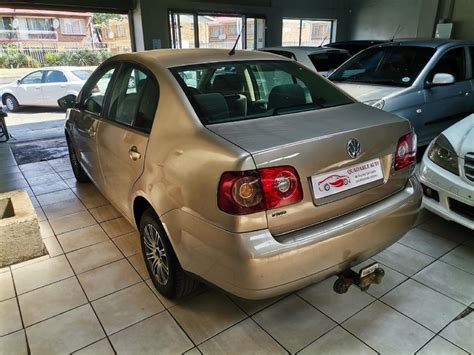 Used Volkswagen Polo Vivo Polo vivo sedan for sale in Gauteng - Cars.co ...