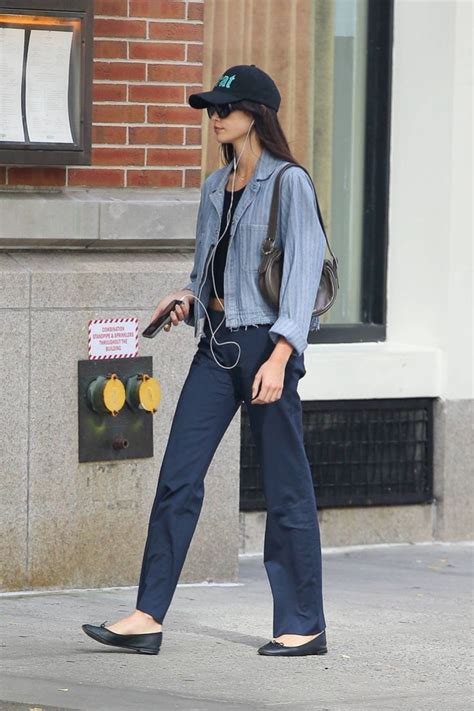 Kaia Gerber Street Style In 2024 Kaia Gerber Street Style Kaia