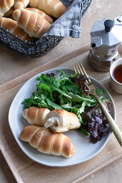 Shio pan 塩パン Japanese sea salt butter rolls Cooking in Chinglish