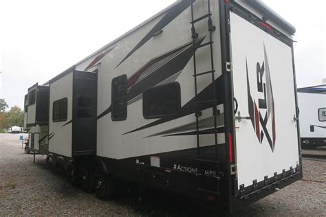 New 2023 Xlr Nitro 407 Overview Berryland Campers