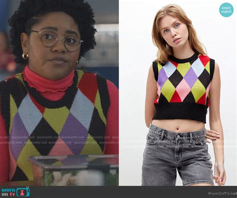 Wornontv Beths Diamond Knit Vest On Stargirl Anjelika Washington Clothes And Wardrobe From Tv