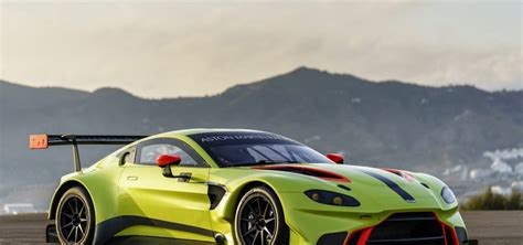 Aston Martin Vantage Gte D J Pr Te Pour Les Heures Du Mans