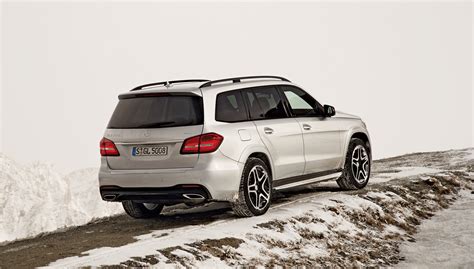 The New Mercedes Benz S Class Suv Climbs The Austrian Alps