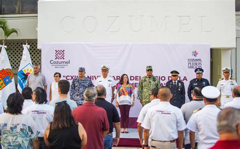 Encabeza Juanita Alonso Ceremonia Para El Inicio Del Desfile C Vico