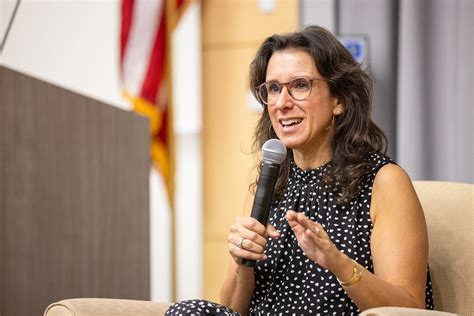 Jodi Kantor Speaks At Tufts University About She Said Tufts Now