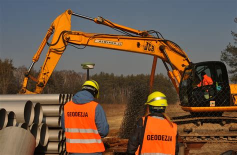 fotos gratis tubo edificio vehiculo equipo trabajos excavador