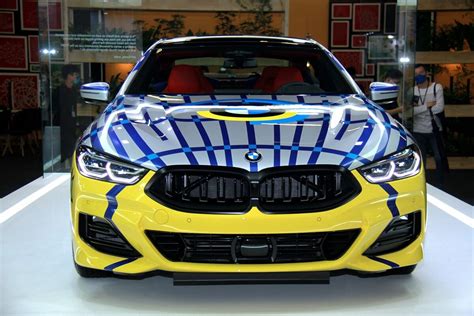 Bmw史上規模最大的訂製藝術「the 8 X Jeff Koons」現身台北當代藝術博覽會 Carstuff 人車事