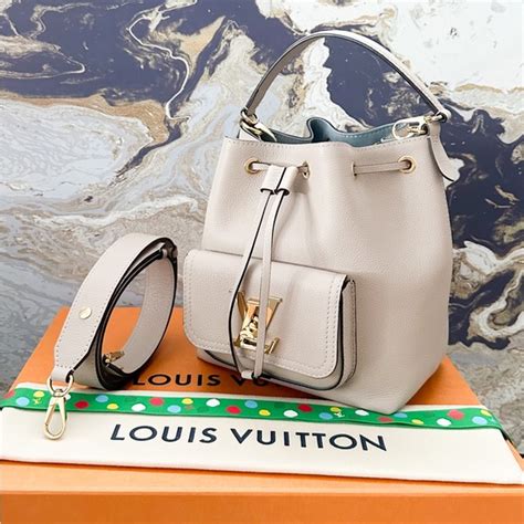 Louis Vuitton Bags Louis Vuitton Lockme Bucket Mm Greige Calfskin