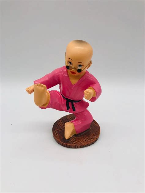 Figura Decorativa De Monje Chino Kung Fu Shaolin Paquetes De Kung Fu