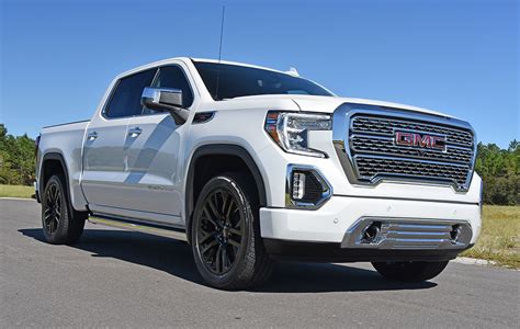 2021 GMC Sierra 1500 Denali 4WD Crew Cab CarbonPro Review & Test Drive ...