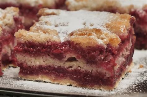 Posni kolač sa voćem po izboru Neodoljive slatke kocke RECEPT